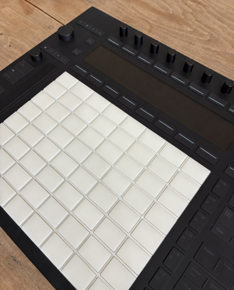 Ableton Push 3 Controlador Sin Estrenar de segunda mano · Foto 2 de 7 · Valencia · 750 €