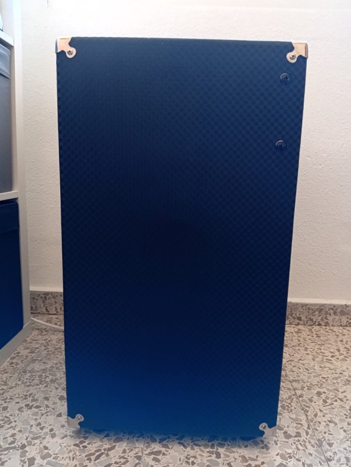 Amplificador Ampeg Rocket Bass RB -210 de segunda mano · Foto 3 de 5 · Málaga · 500 €