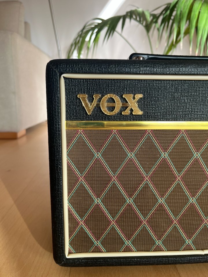 Amplificador Vox Pathfinder 10 de segunda mano · Foto 3 de 6 · Valencia · 55 €
