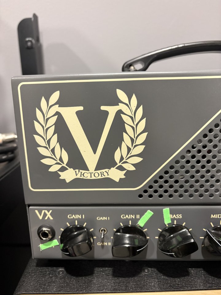 Victory VX Kraken + pantalla 2x12 Victory + rack de segunda mano · Foto 2 de 9 · Madrid · 1400 €