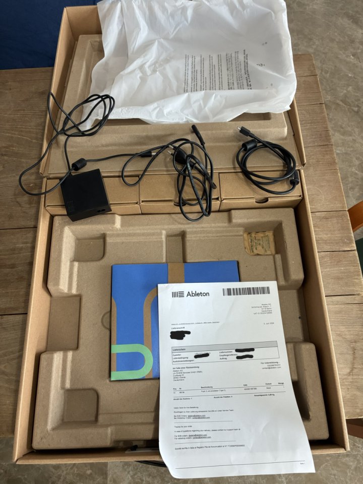 Ableton Push 3 Controlador Sin Estrenar de segunda mano · Foto 7 de 7 · Valencia · 750 €