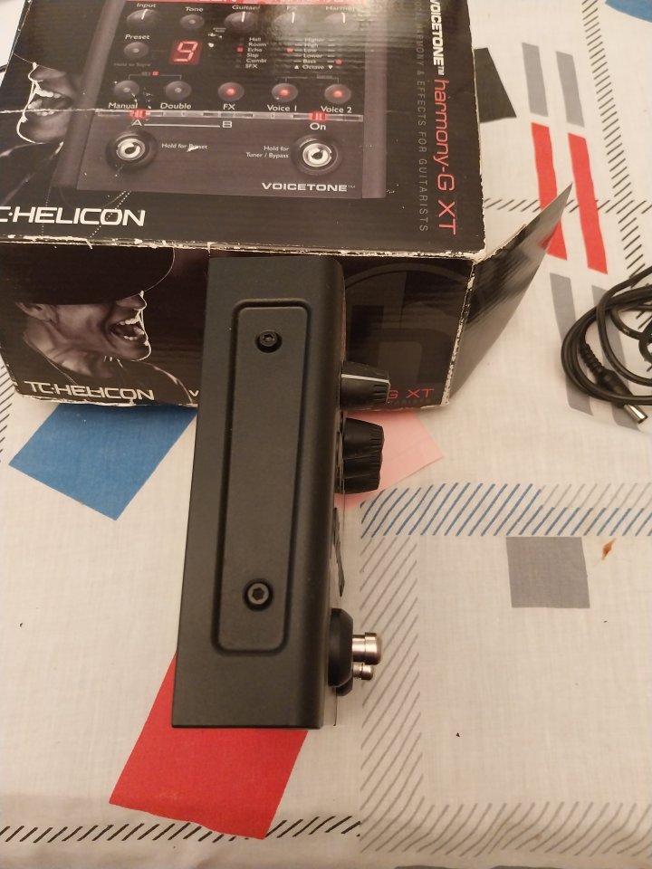(TC HELICON Harmony-G XT) (Y  ROLAND GR-33)