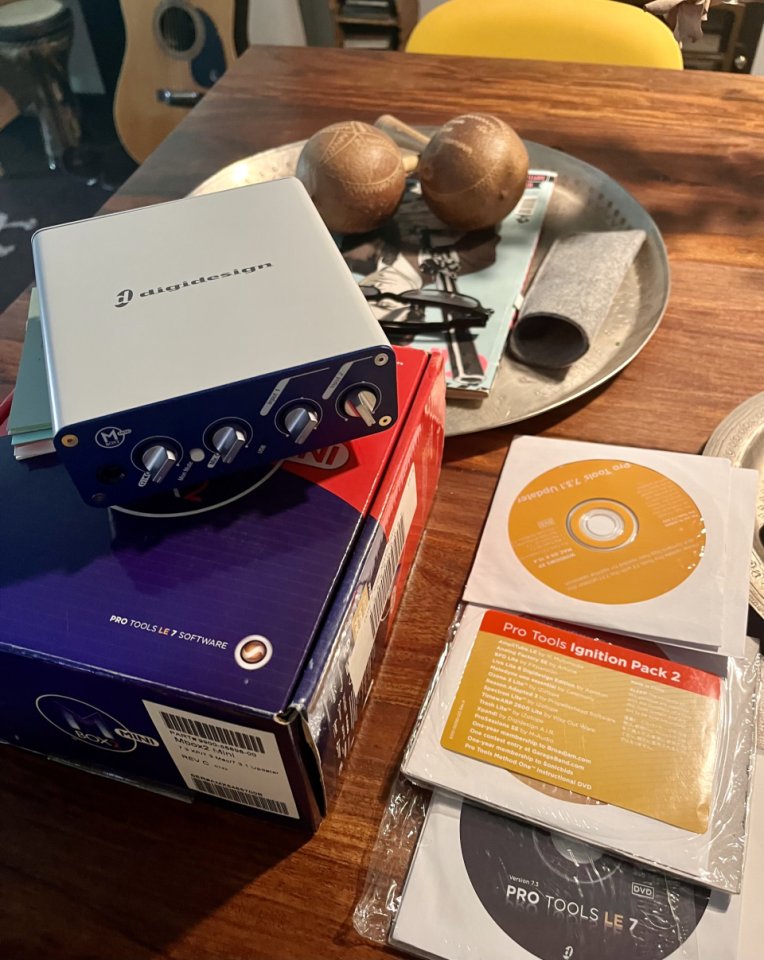 Interfaz de Audio Digidesign Mini Box2 de segunda mano · Foto 2 de 3 · Córdoba · 39 €
