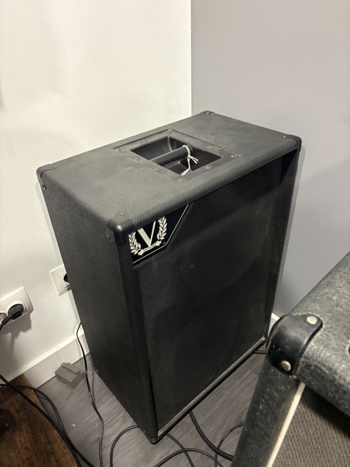 Victory VX Kraken + pantalla 2x12 Victory + rack de segunda mano · Foto 5 de 9 · Madrid · 1400 €