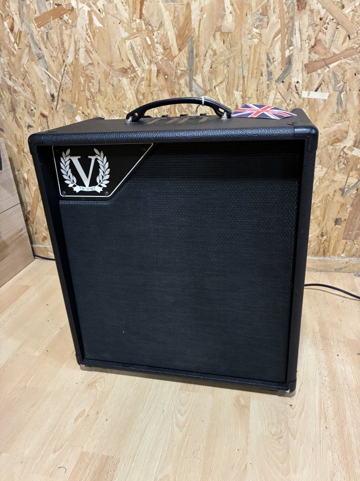 Amplificador VICTORY V45 "The Count"