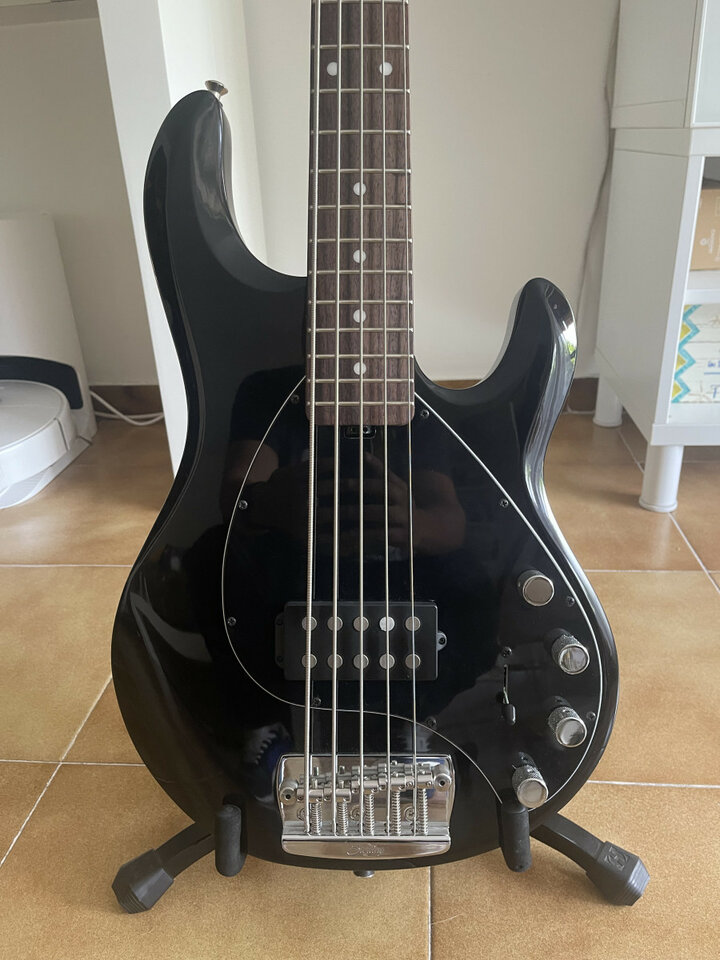 Sterling by Musicman Stingray 5
