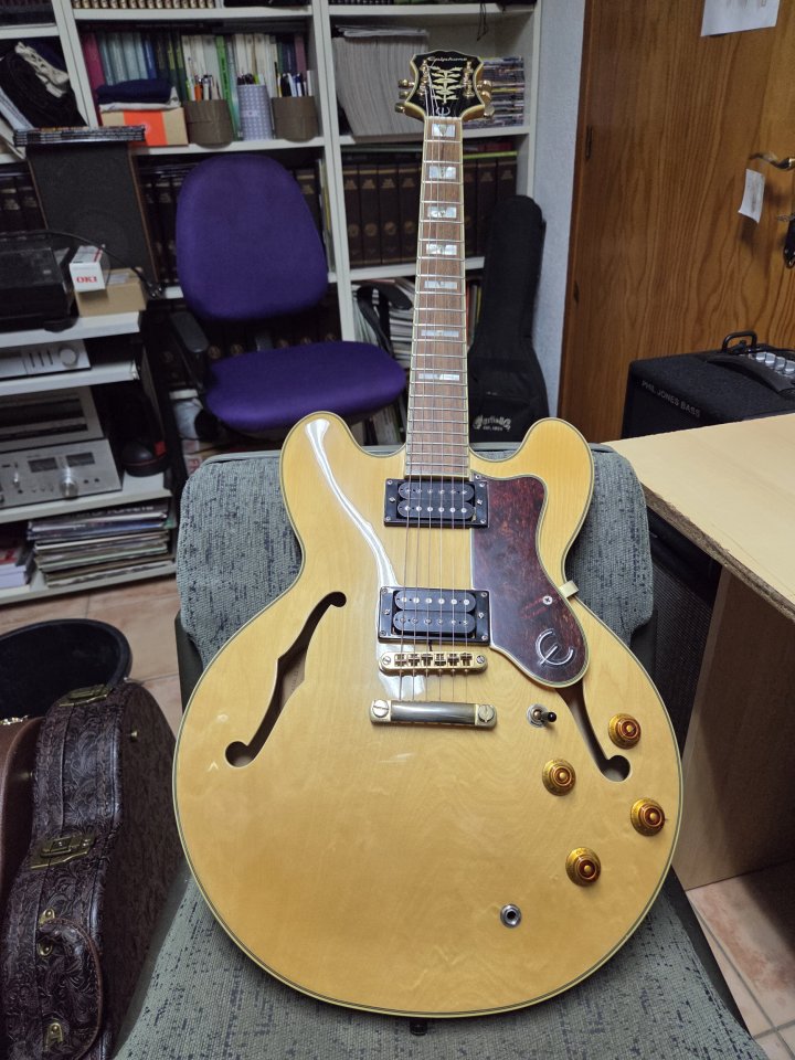Epiphone Sheraton II (2012) Natural - Impecable - Estuche Rígido