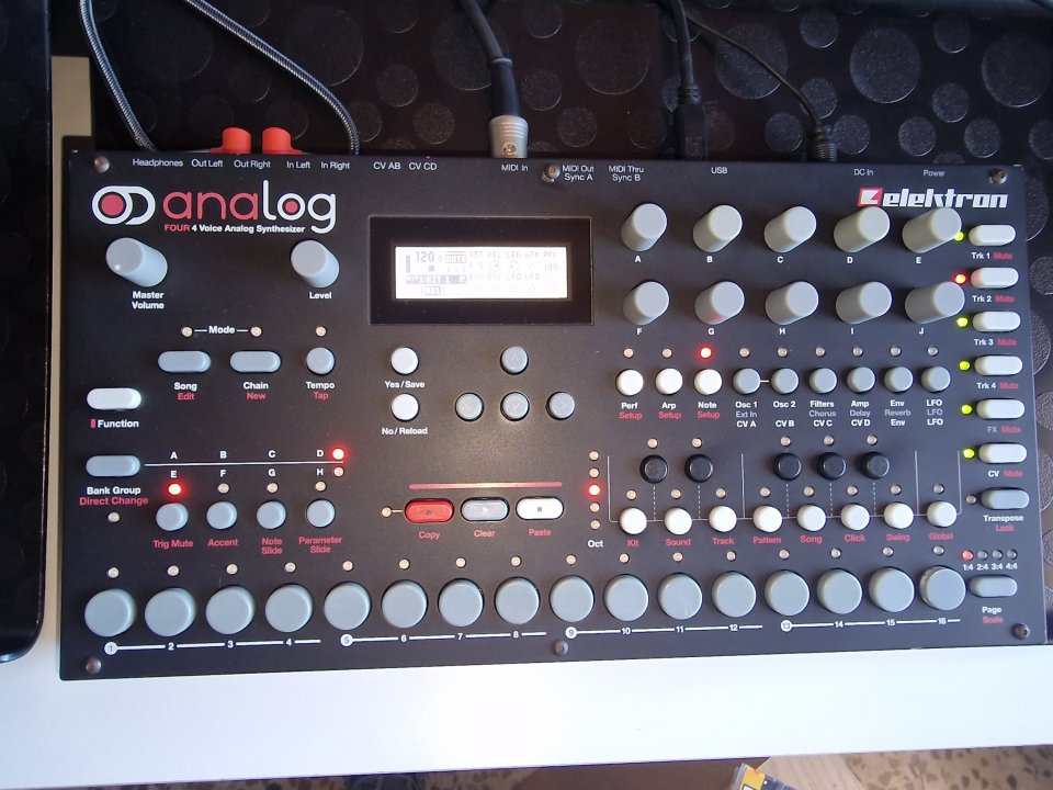 Elektron Analog Four