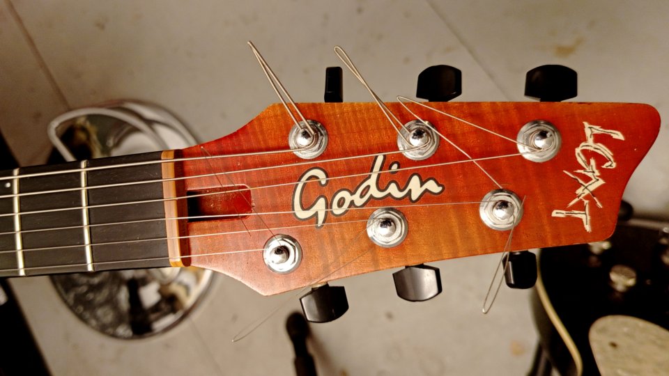 Godín LGXT guitarra + sinte + acústica