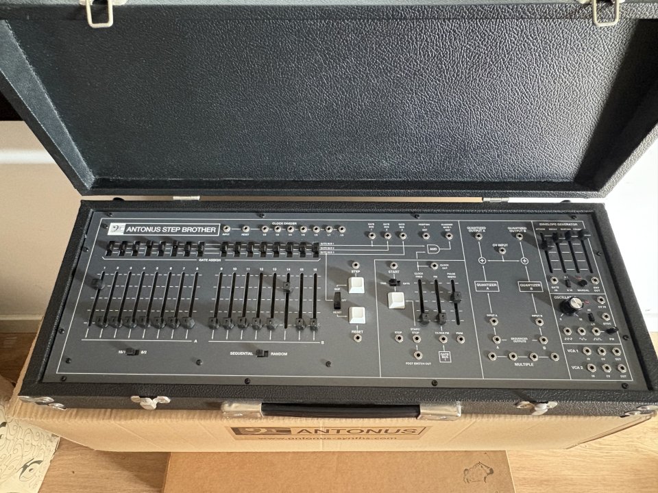 Antonus Step Brother Arp Sequencer de segunda mano · Foto 2 de 4 · Barcelona · 1400 €