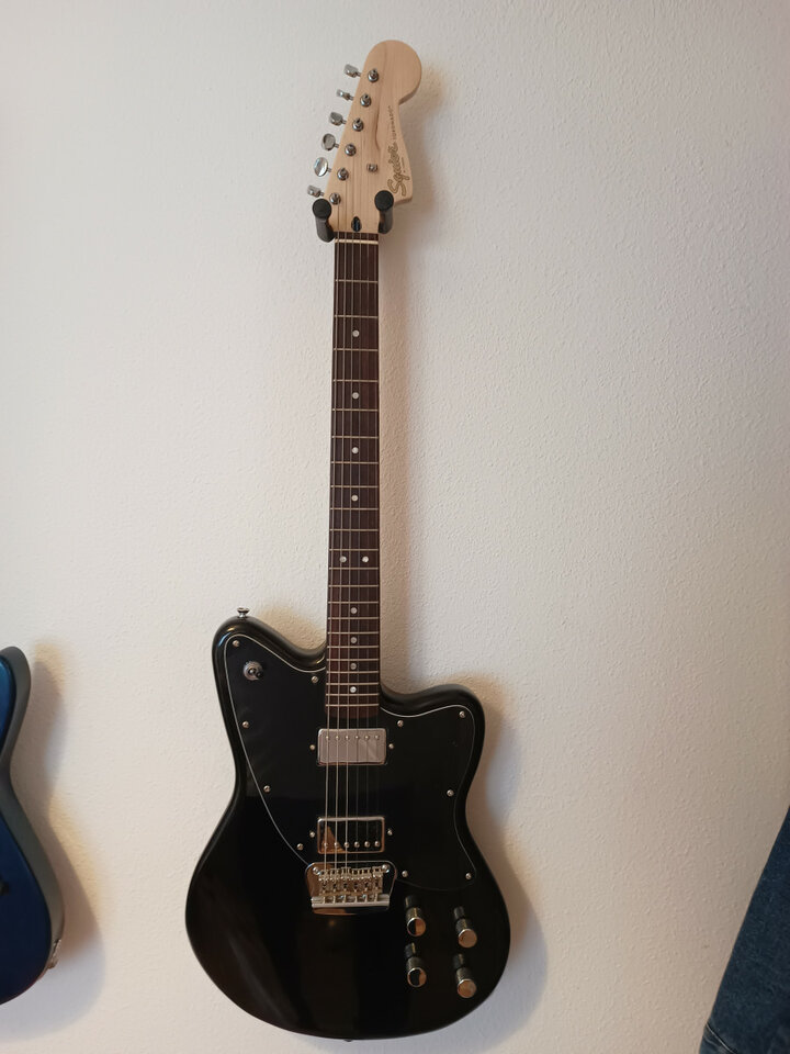 Guitarra Squier Toronado