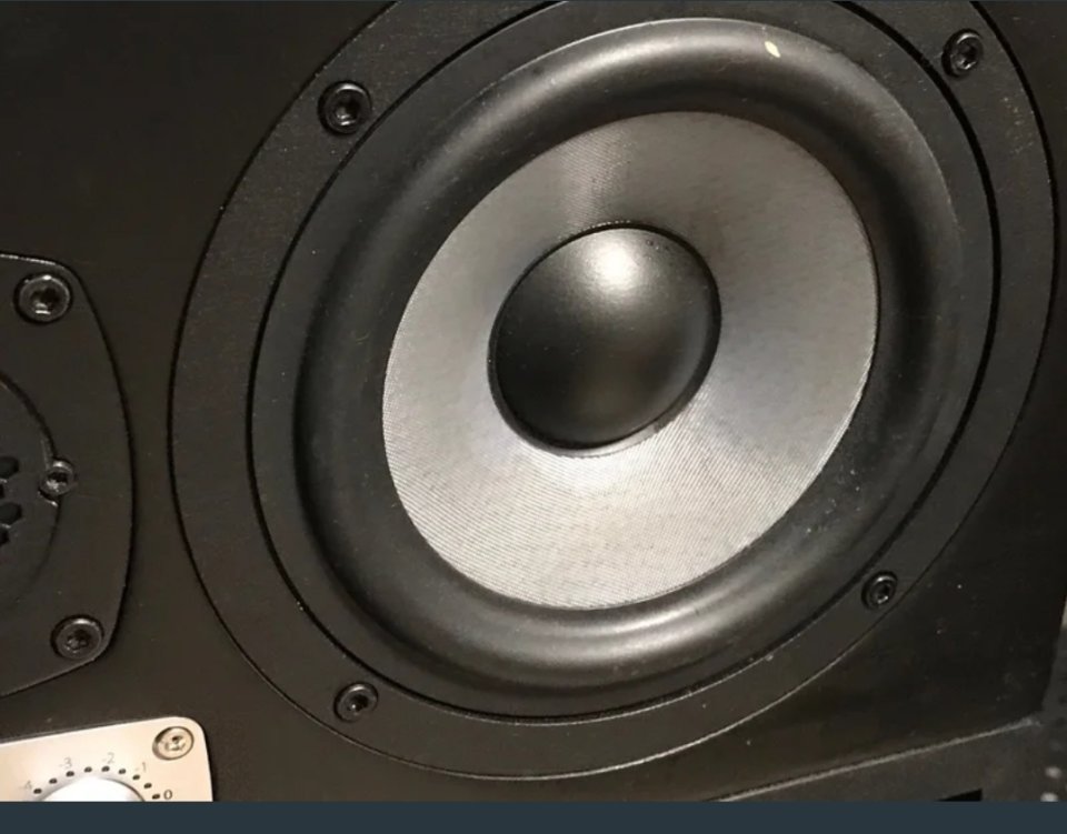 Altavoces eve audio sc305 de segunda mano · Foto 3 de 4 · Valencia · 1200 €