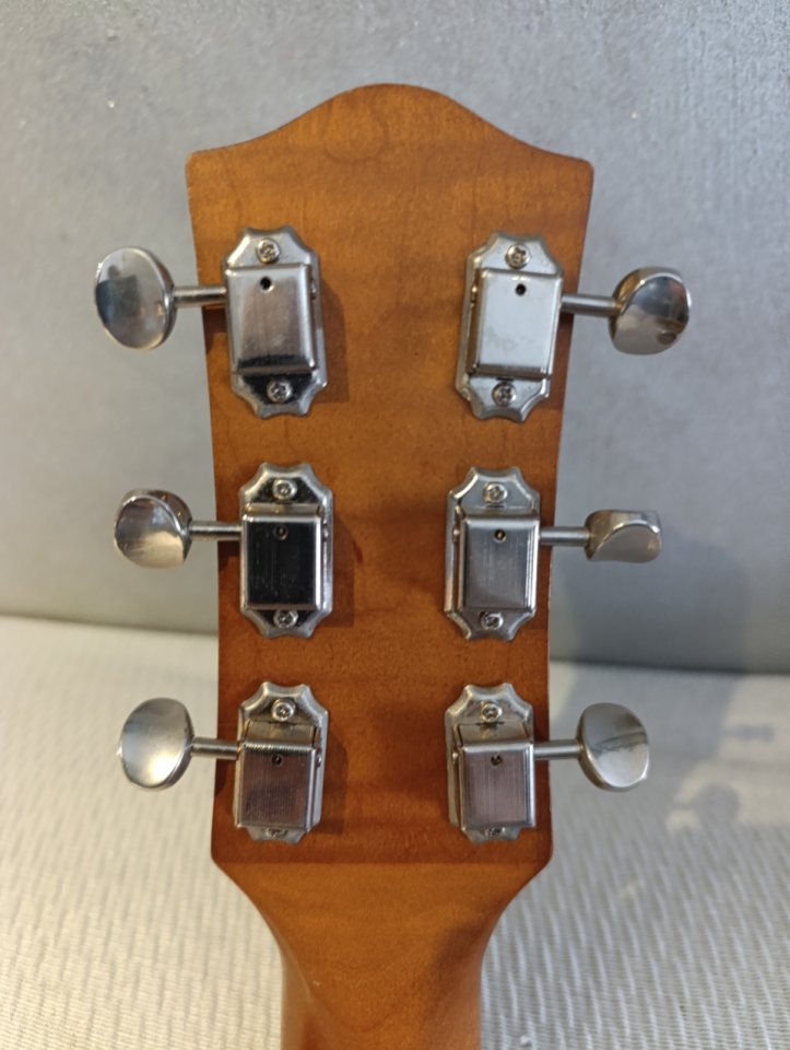 Guitarra Godin 5th Avenue Kingpin II de segunda mano · Foto 5 de 8 · Granada · 700 €