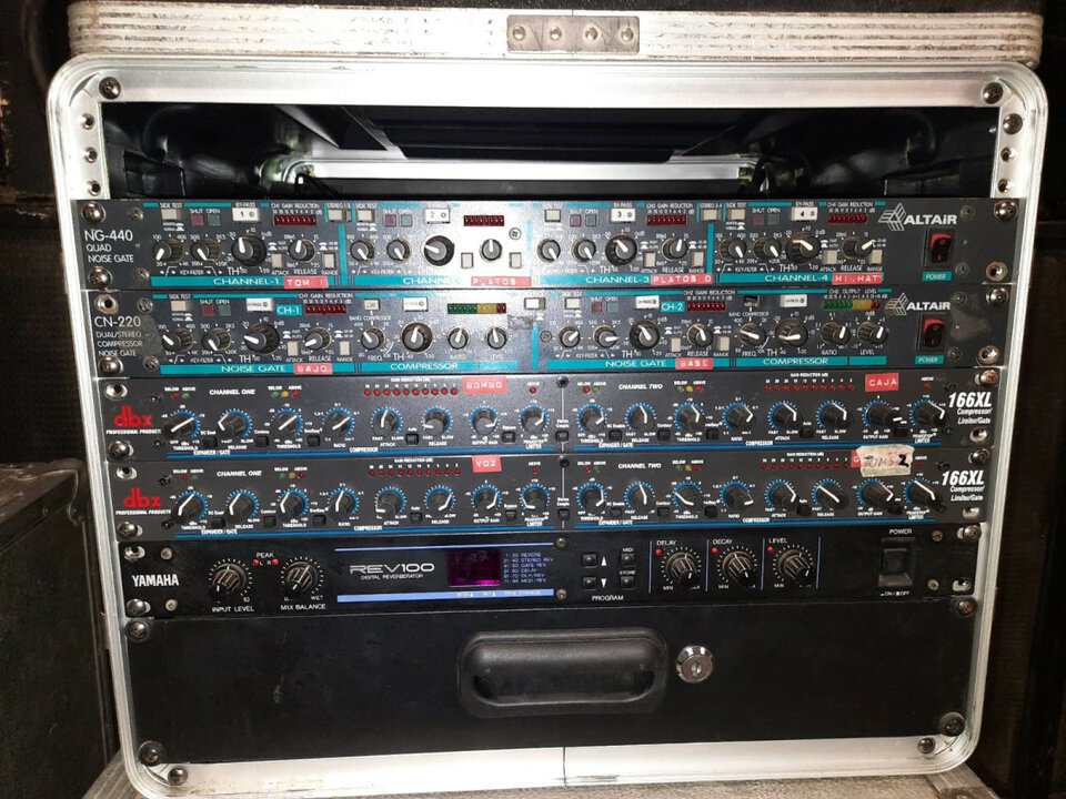 Sonido e iluminación (equipo completo)