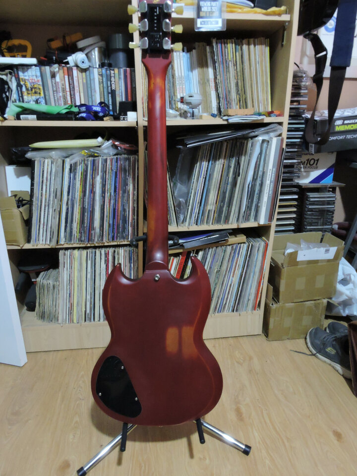 Vintage SG con afinador automatico tronical