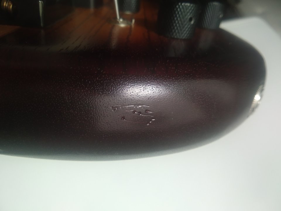 Cort Artisan C4 Plus ZBMH de segunda mano · Foto 8 de 8 · Ourense · 200 €