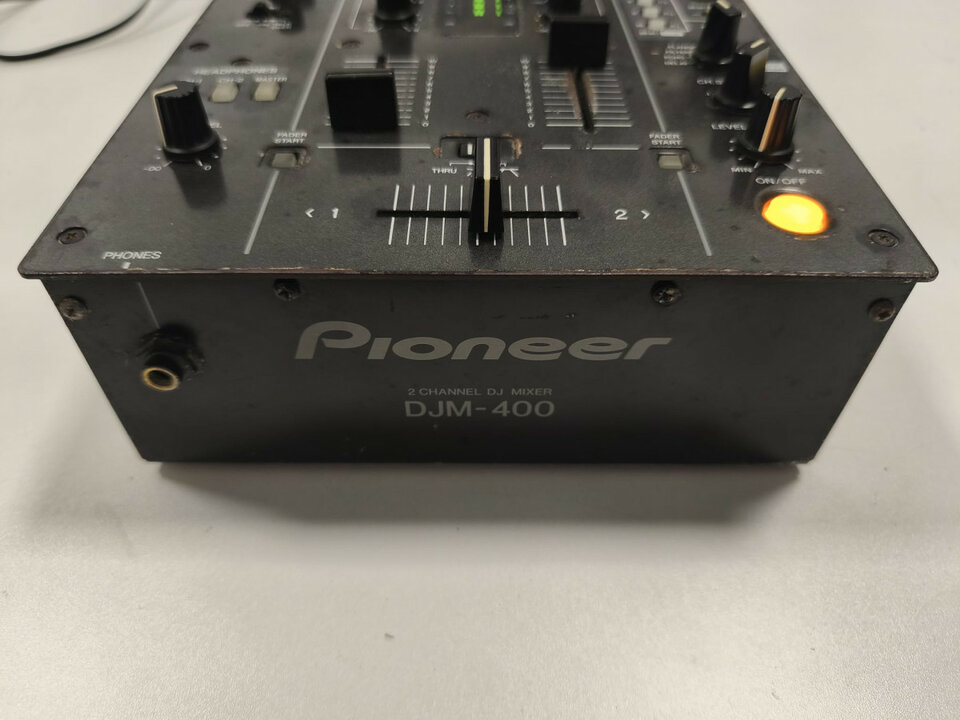 Pioneer DJM-400 – 100% operativa