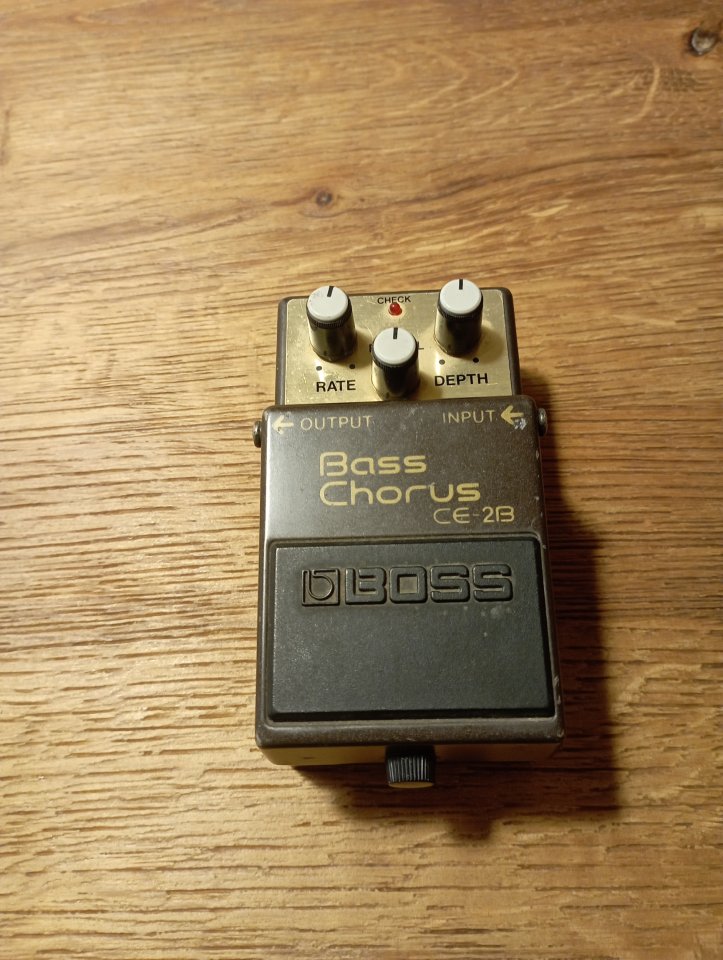 Boss CE-2B de segunda mano · Foto 2 de 6 · Gipuzkoa · 80 €