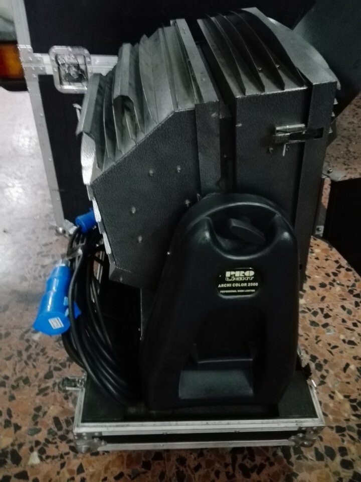 2 Citty Colors Pro Light  2500w