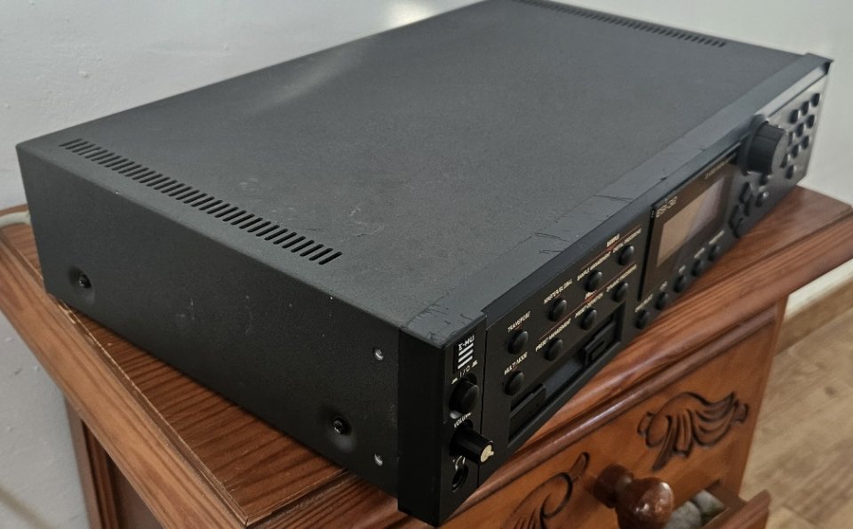 Sampler rack E-mu ESI-32 32 MB led display de segunda mano · Foto 5 de 8 · Sevilla · 153 €