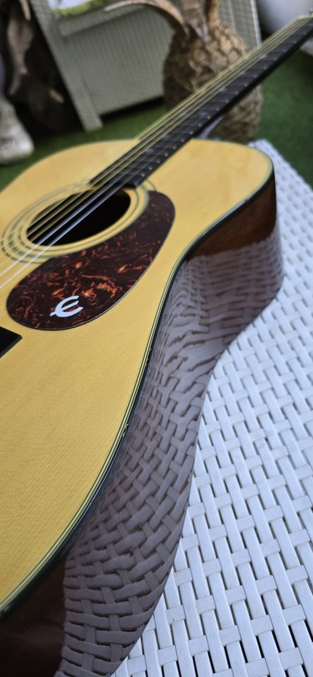 Epiphone Acústica de segunda mano · Foto 9 de 10 · Madrid · 180 €