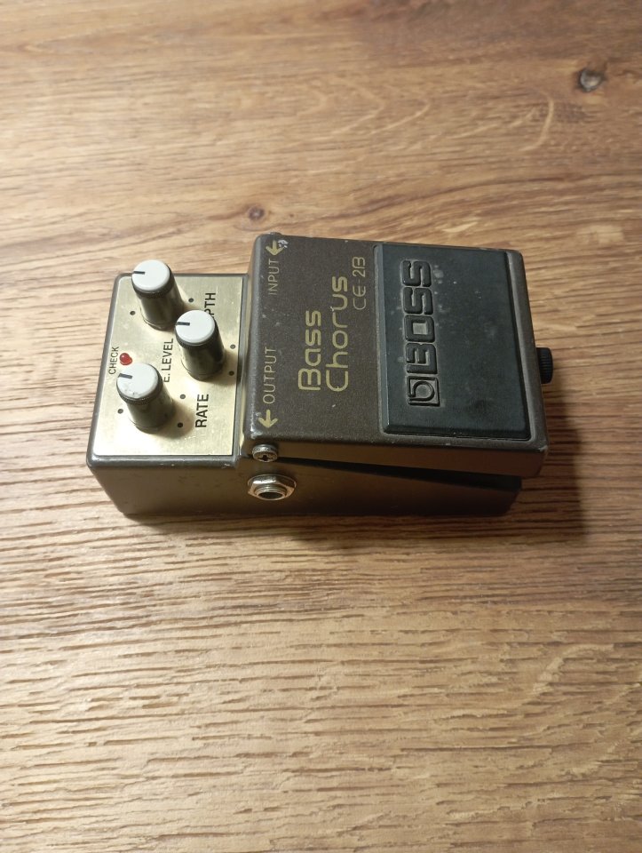 Boss CE-2B de segunda mano · Foto 4 de 6 · Gipuzkoa · 80 €