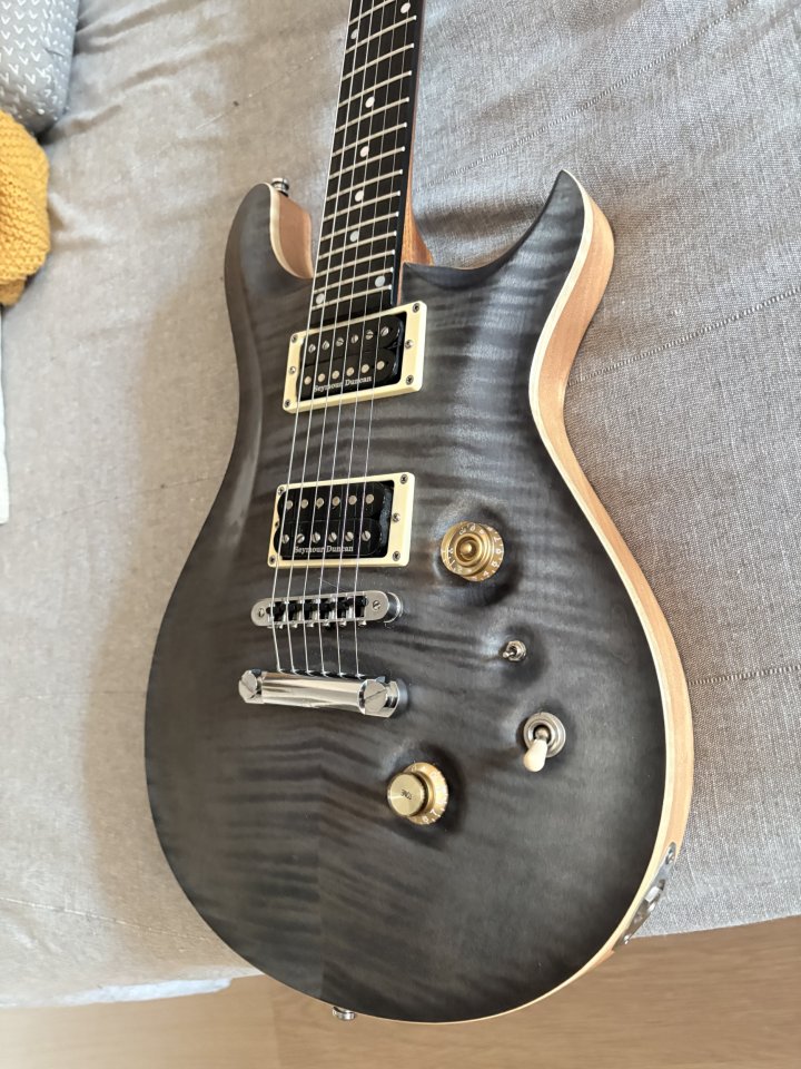 FAME FORUM IV MODERN