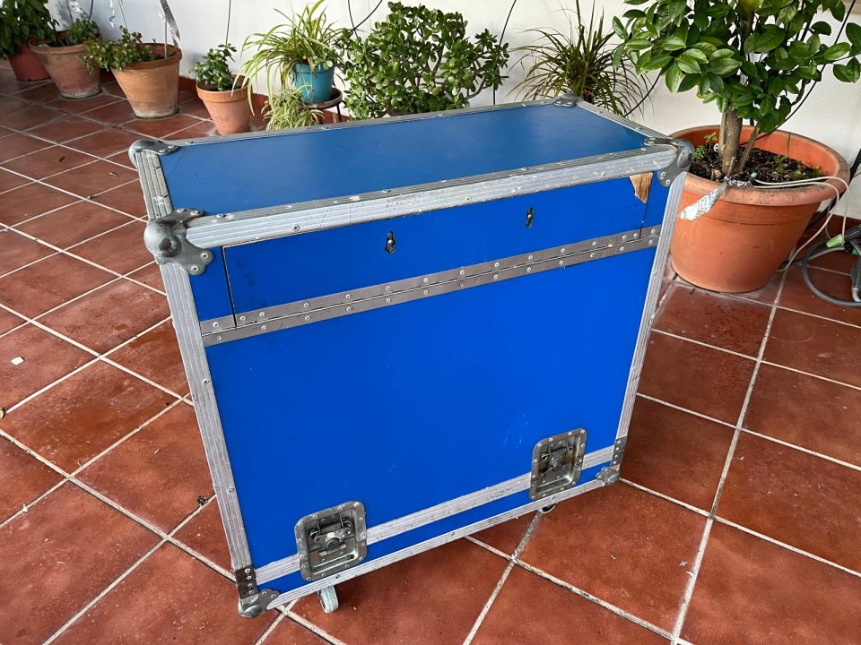 Flight Case para Roland Jazz Chorus 120 de segunda mano · Foto 3 de 3 · Córdoba · 200 €