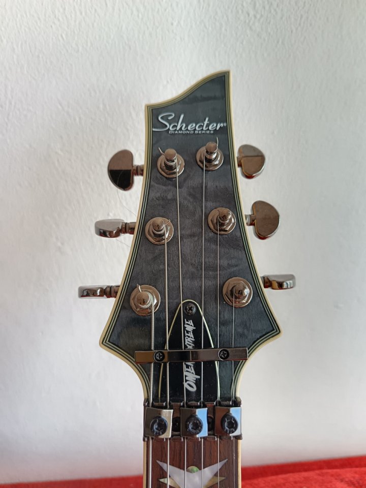 Schecter Omen Extreme-6 FR See-thru Black de segunda mano · Foto 6 de 10 · Illes Balears · 450 €