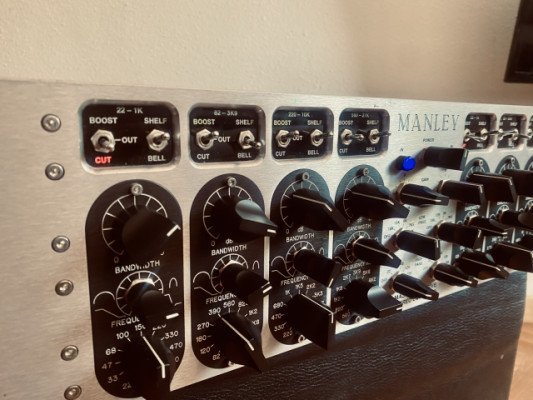 Manley Massive Passive 90s de segunda mano · Foto 4 de 6 · Madrid · 3650 €
