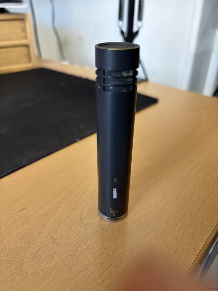 Neumann KM84i de segunda mano · Foto 1 de 5 · Málaga · 1400 €