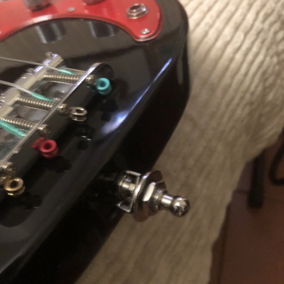 Bajo Fretless Escala Corta