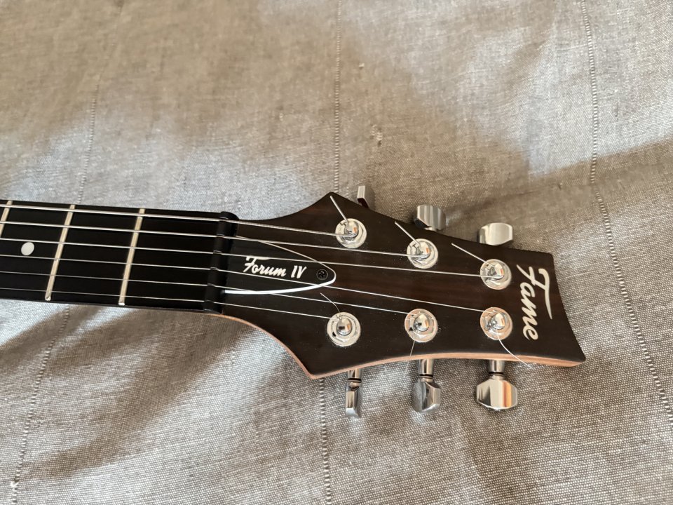 FAME FORUM IV MODERN