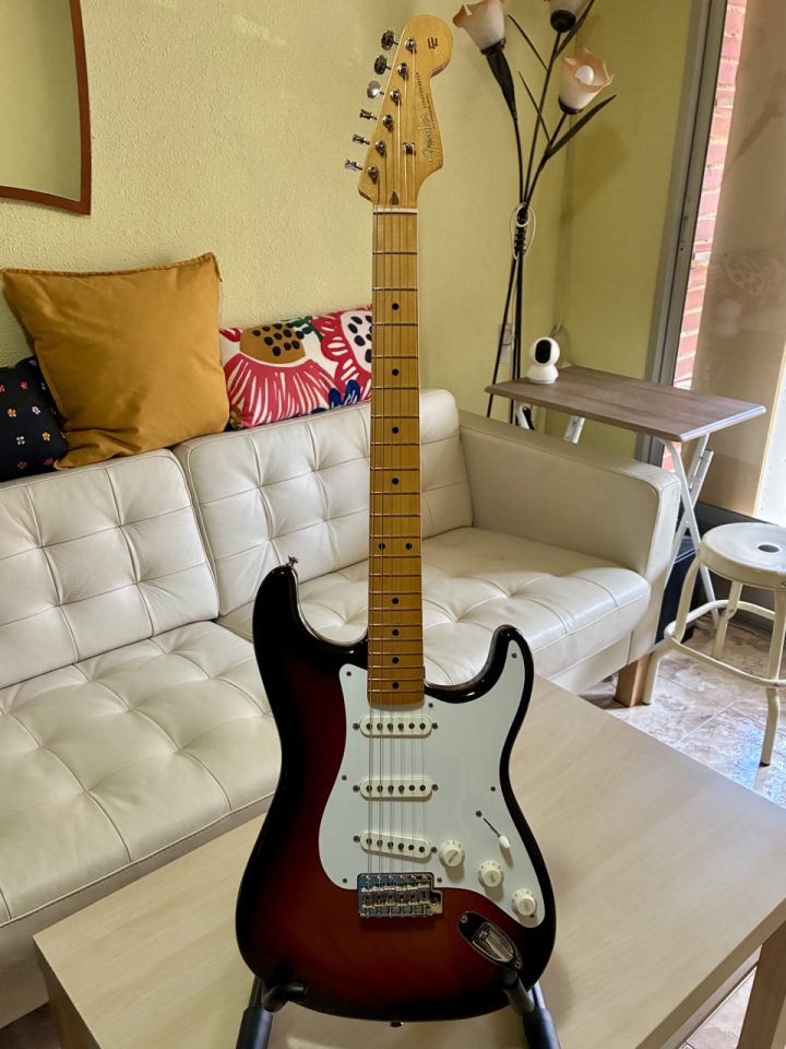 Fender Stratocaster Vintera III Late 50’s de segunda mano · Foto 8 de 10 · Madrid · 800 €