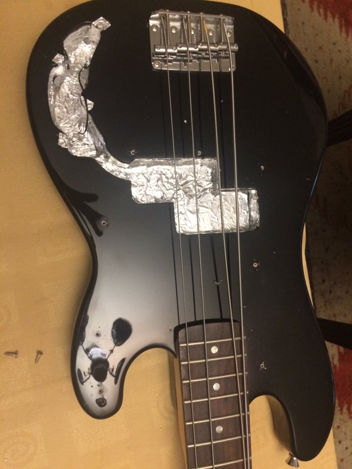 Bajo Fretless Escala Corta