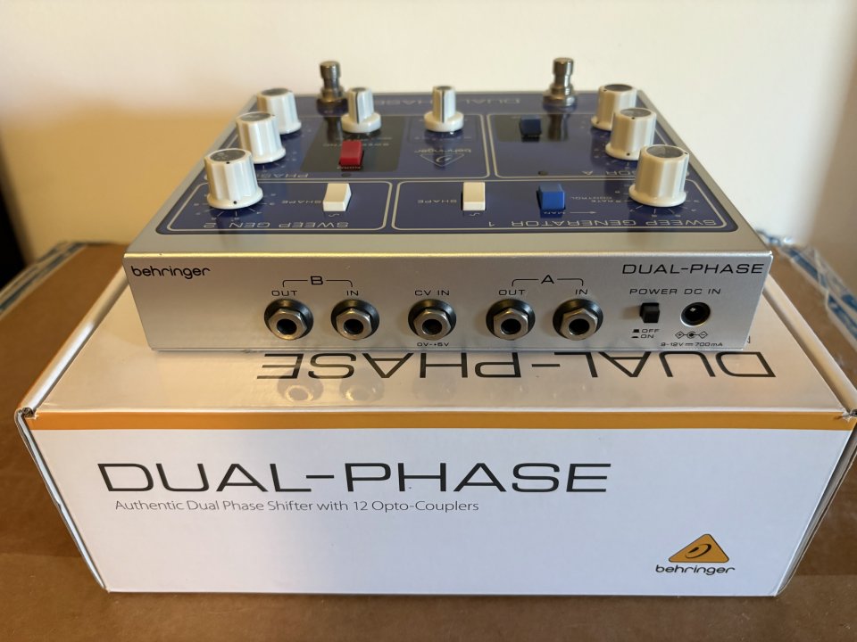 Behringer Dual Phase de segunda mano · Foto 3 de 4 · Barcelona · 65 €