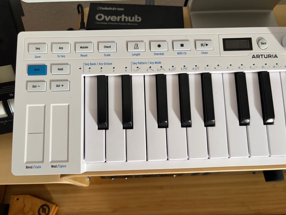 Arturia Keystep 37 MK2 de segunda mano · Foto 2 de 6 · Madrid · 140 €