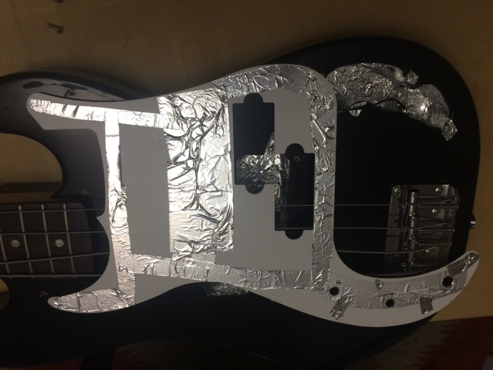 Bajo Fretless Escala Corta