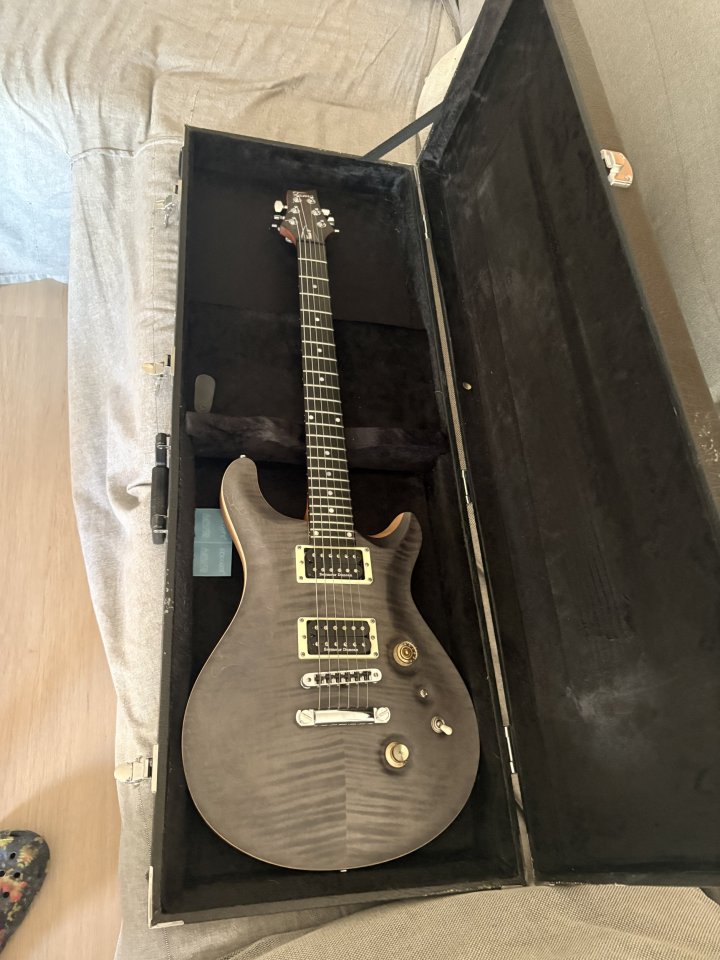 FAME FORUM IV MODERN