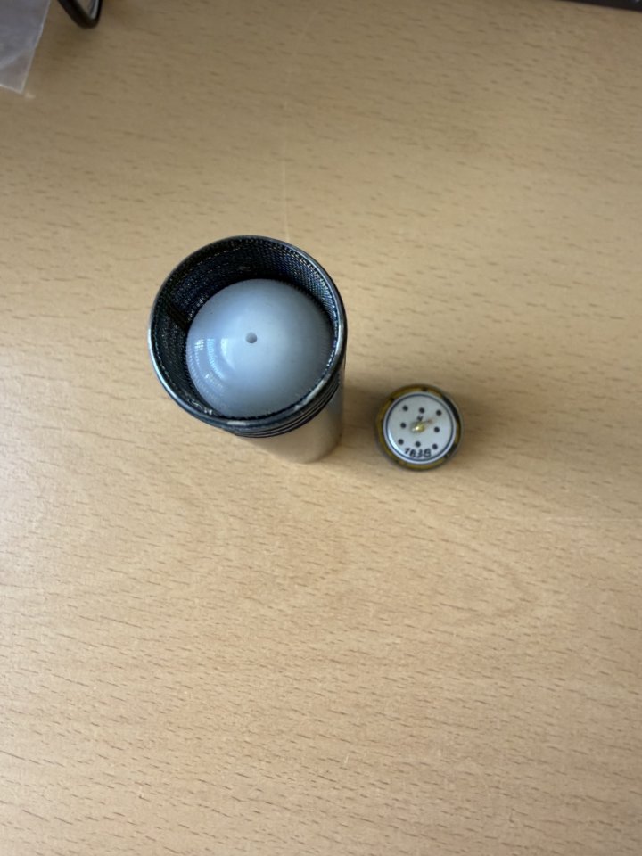 Neumann KM84i de segunda mano · Foto 5 de 5 · Málaga · 1400 €