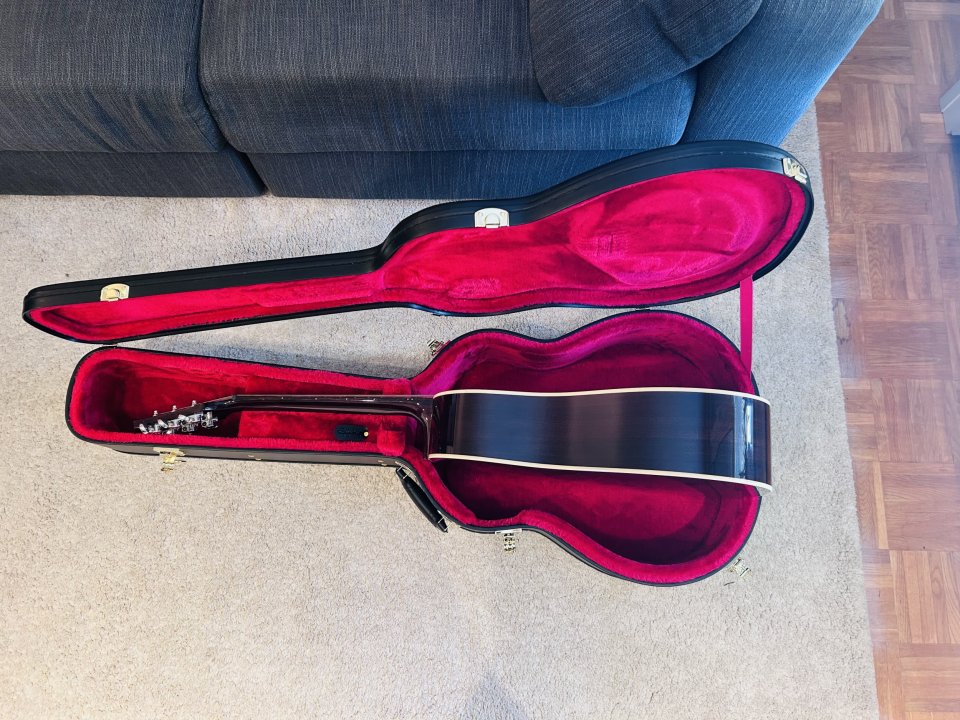 Epiphone Slash J-45 Signature - ¡IMPECABLE / Estado de Tienda! + Estuche Original de segunda mano · Foto 3 de 7 · Asturias · 650 €