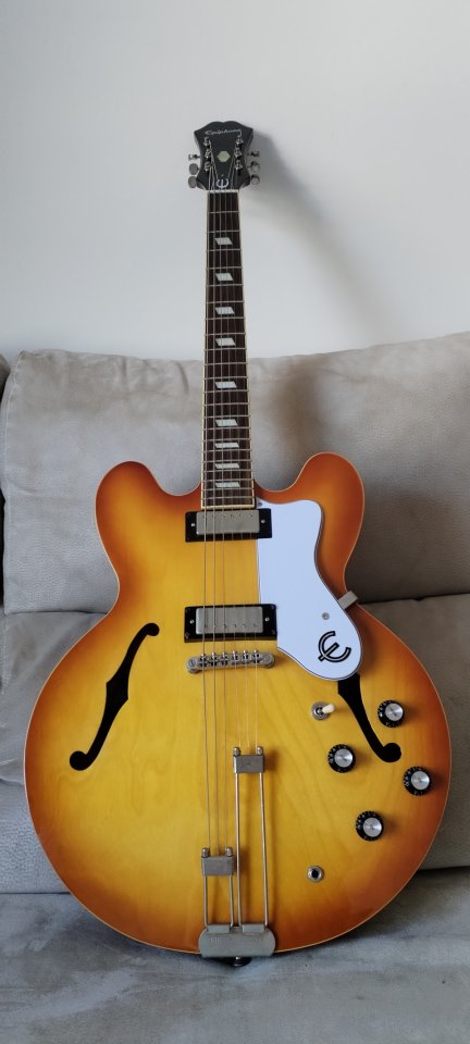 Epiphone Riviera Royal Tan