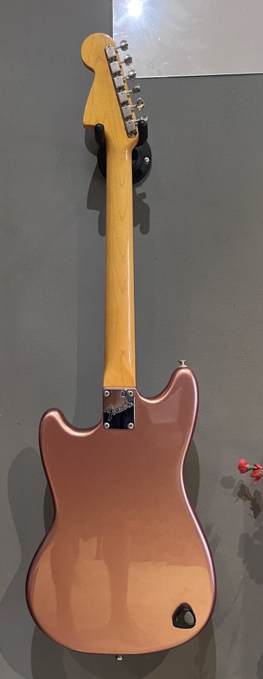 Fender Mustang American Performer – Johnny Marr de segunda mano · Foto 3 de 6 · Barcelona · 1450 €