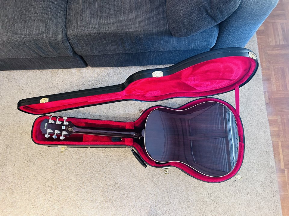 Epiphone Slash J-45 Signature - ¡IMPECABLE / Estado de Tienda! + Estuche Original de segunda mano · Foto 5 de 7 · Asturias · 650 €