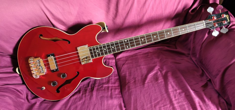 Gibson Midtown Standard Bass cherry USA (2013) de segunda mano · Foto 1 de 10 · Lugo · 2200 €