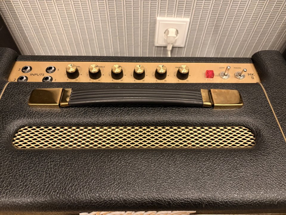 Marshall Studio Vintage SV20c