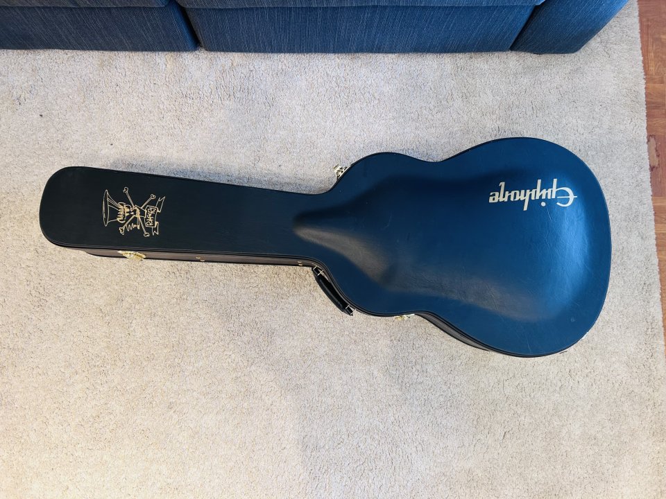 Epiphone Slash J-45 Signature - ¡IMPECABLE / Estado de Tienda! + Estuche Original de segunda mano · Foto 7 de 7 · Asturias · 650 €