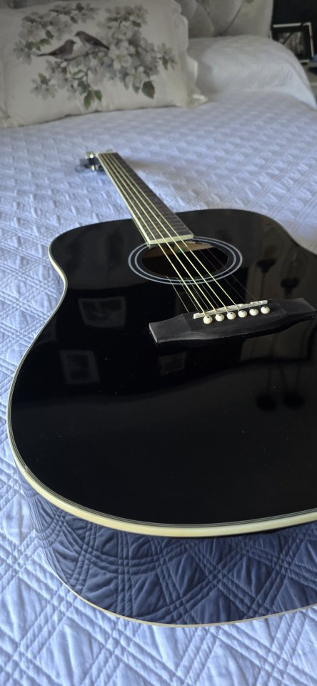 Guitarra Acústica Harley Benton de segunda mano · Foto 9 de 10 · Madrid · 55 €