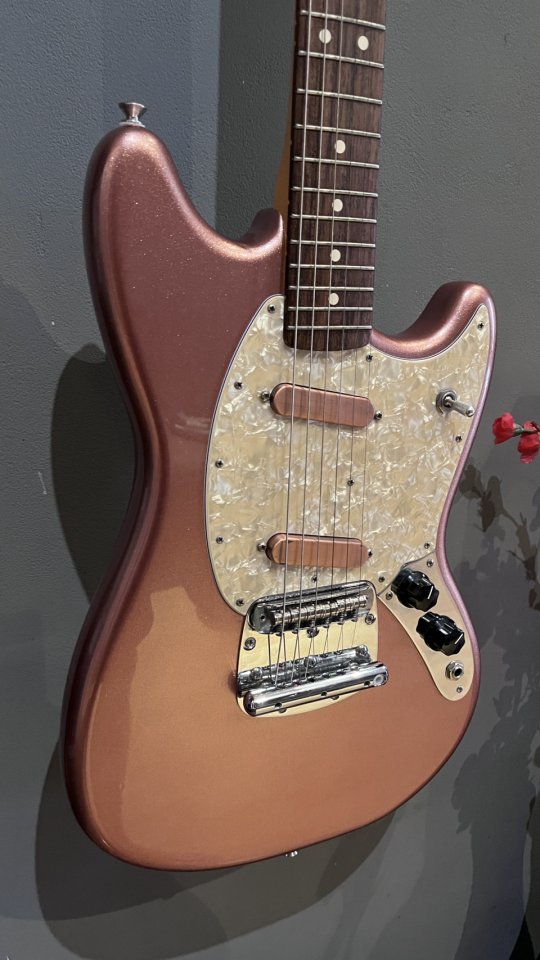 Fender Mustang American Performer – Johnny Marr de segunda mano · Foto 6 de 6 · Barcelona · 1450 €