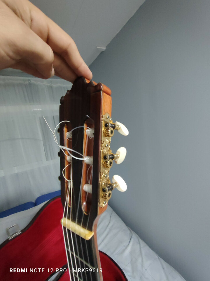 Guitarra José Ramírez 4NCWE 2013